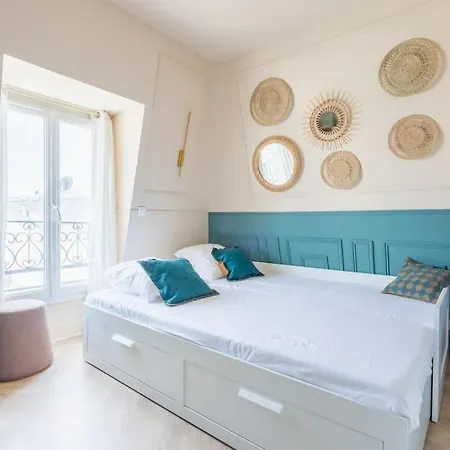 Luxe Paris